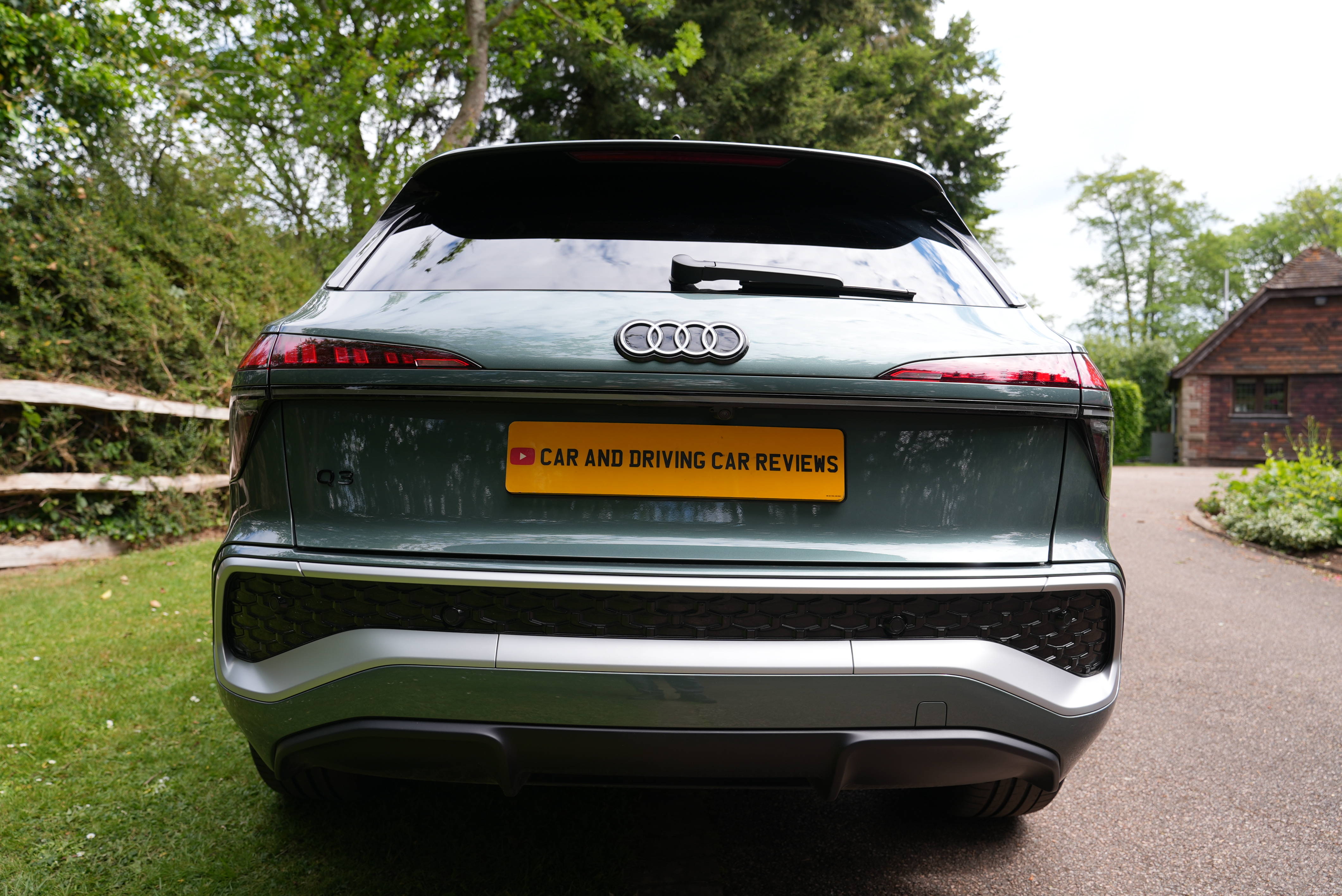 AUDI Q3 ESTATE 1.5 e-Hybrid S Line 5dr S Tronic